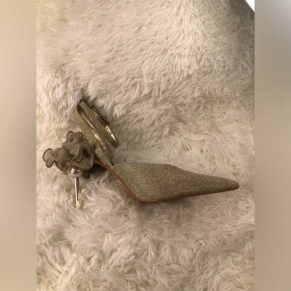 Gianni Bini Elegant Glittery Pearl Heels with Ankle Strap size 8 NWOT - Picture 7 of 16